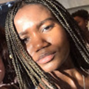 Meet your Posher, Lia